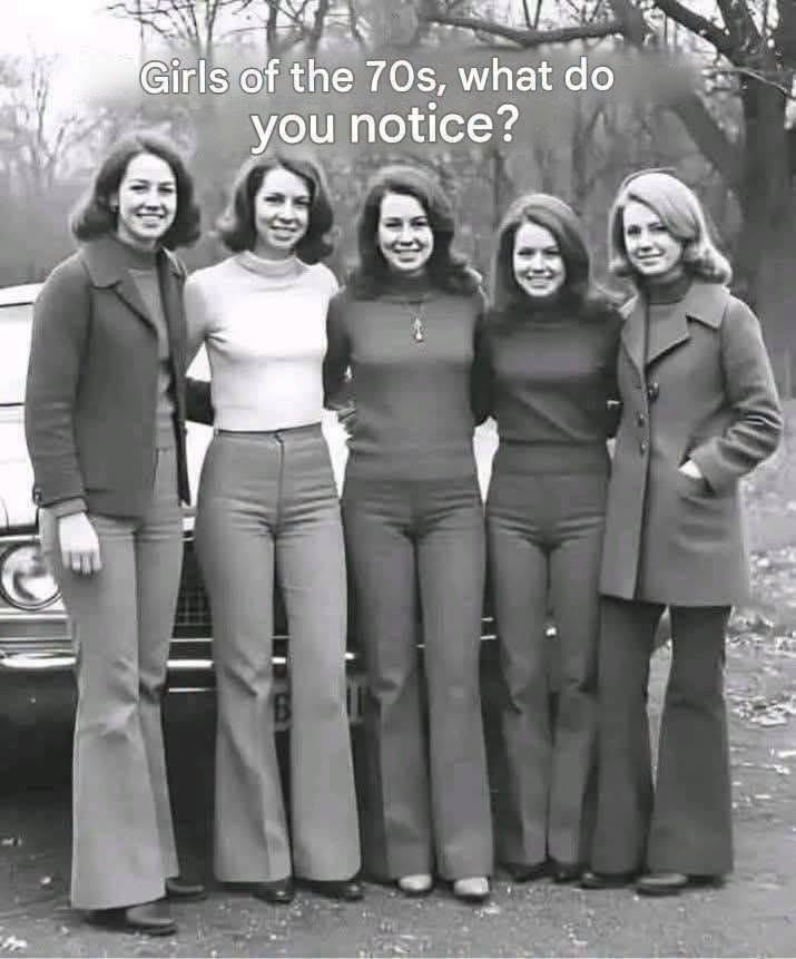 Girls in the ’70s: What Detail Immediately Catches Your Eye?