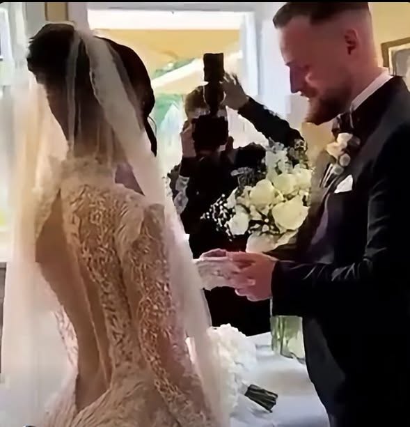 A beautiful wedding until the man discovered his bride was a… See more ⁠‫؜⁯ ︊